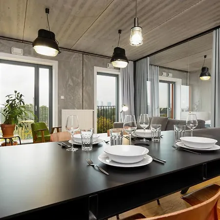 Praga Center By Renters * 华沙
